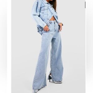BOOHOO LIGHT BLUE THICK DENIM WIDE LEG JEANS US8